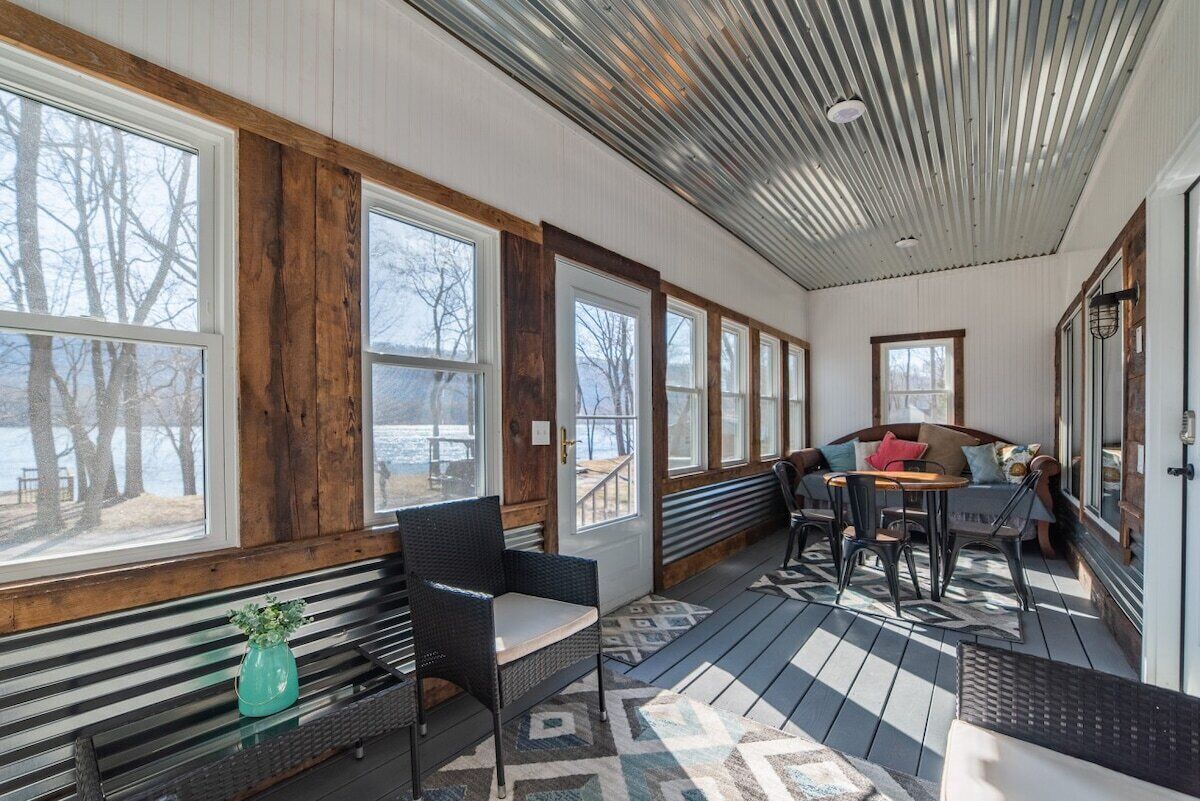 Smart TV, fireplace, table football, printers