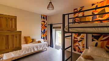 3 soveværelser, strygejern/strygebræt, gratis Wi-Fi, sengetøj