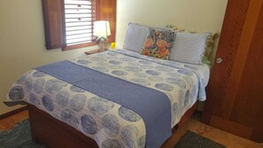 1 bedroom, in-room safe, iron/ironing board, free WiFi