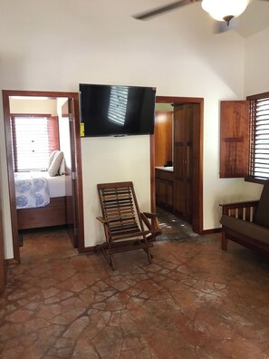 1 habitación y caja de seguridad en la habitación