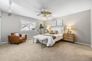 5 soverom, strykejern/-brett, wi-fi og sengetøy