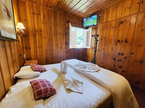 Premium Double or Twin Room | Bed sheets - Pousada Filosófica (Campos do Jordão)