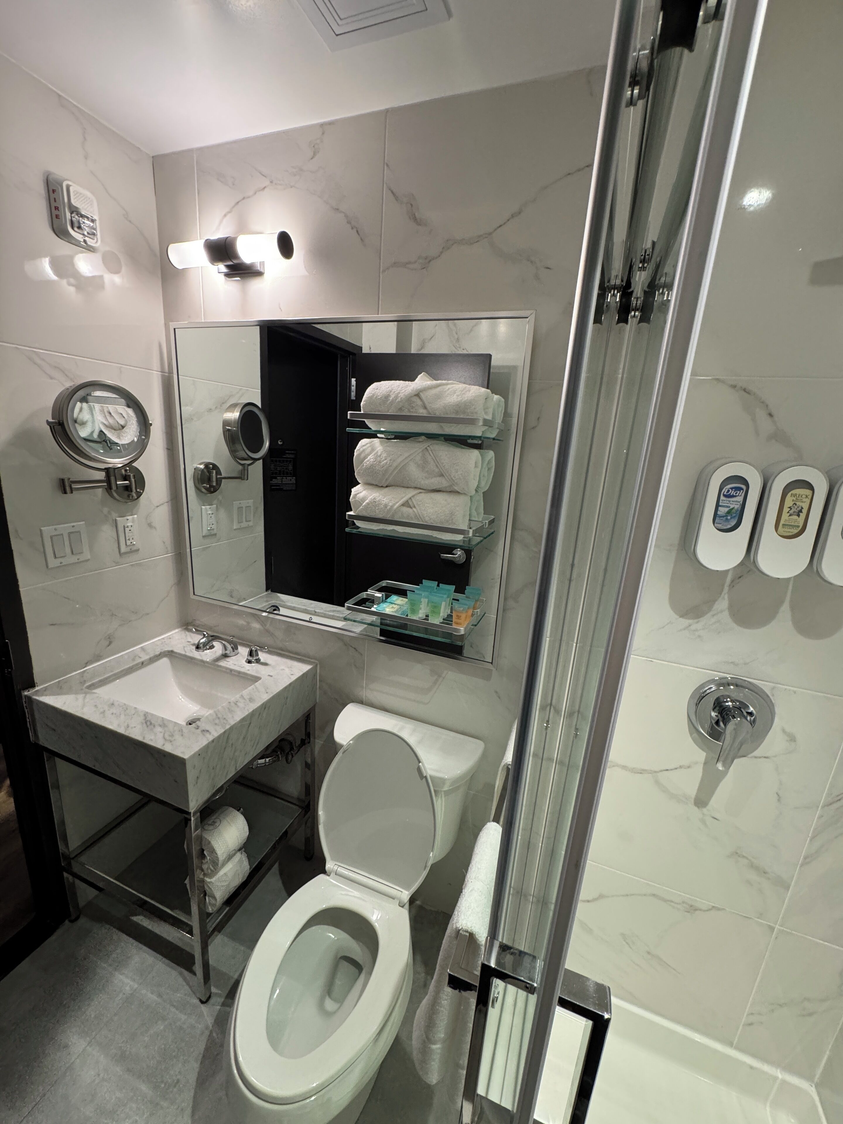 Photo - Hotel Mirage Brooklyn