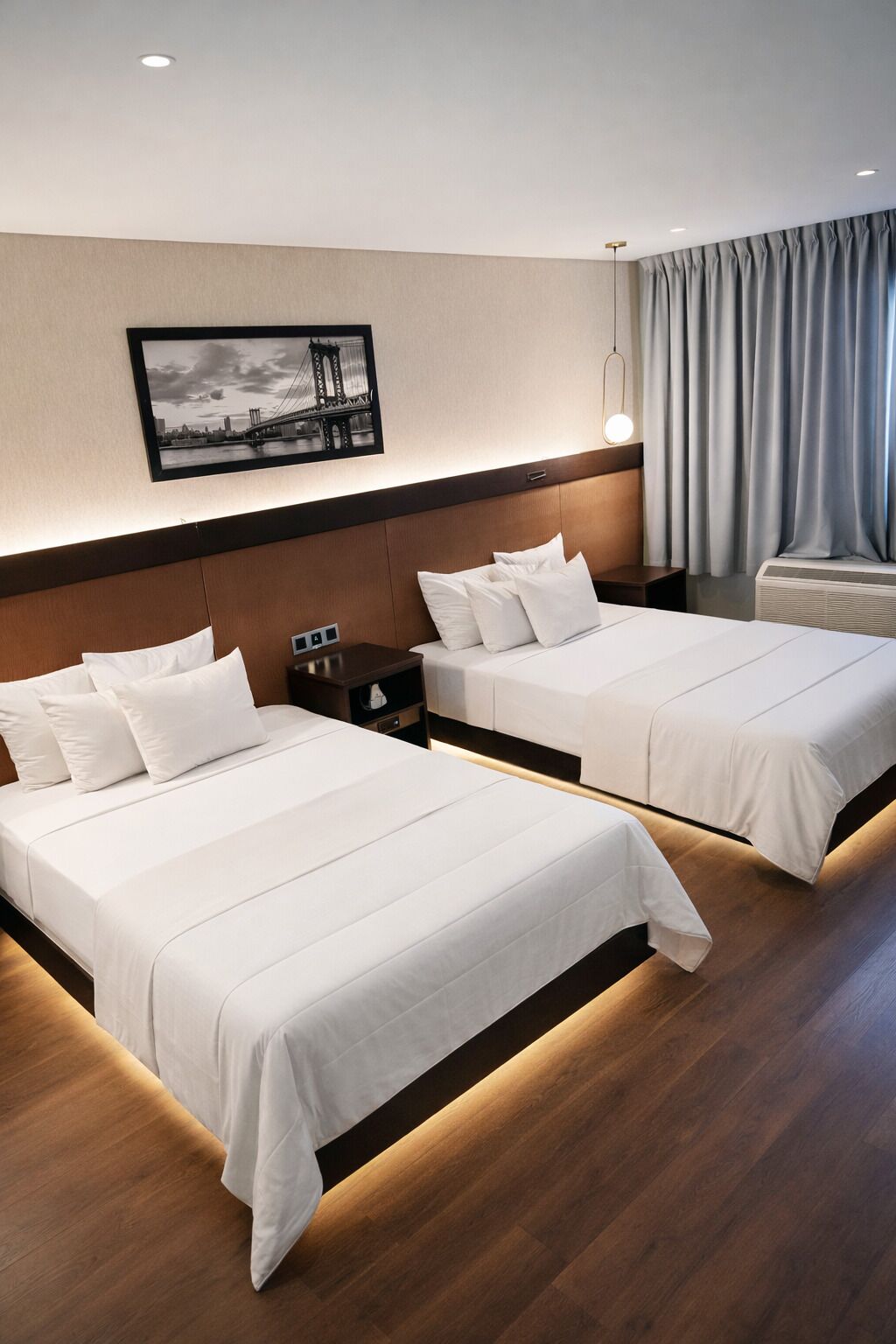 Dobbeltrom – deluxe | Skrivebord, skrivebord for bærbar PC og wi-fi (inkludert)