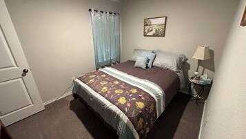 3 bedrooms, WiFi, bed sheets
