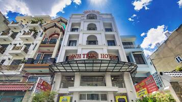 Bagian depan properti