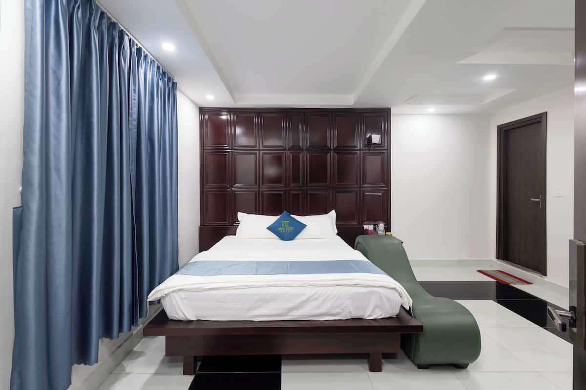 Exclusive Double Room | Free WiFi, bed sheets