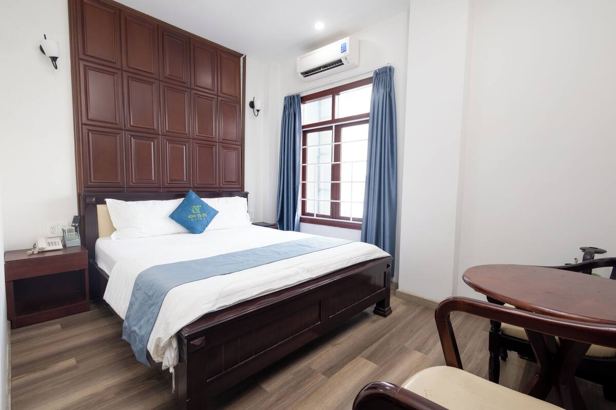 Standard Double Room | Free WiFi, bed sheets
