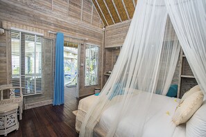 Decoración personalizada, muebles diferentes y wifi gratis