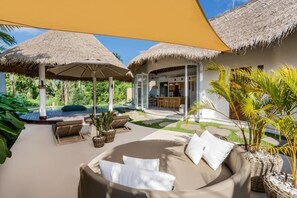 Terrace/patio - Private Villa Resort w/ 2bedrooms, gym, yoga shala, Sonos in Pejeng Kawan, Ubud (Tampaksiring, Ubud)