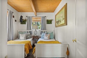 3 bedrooms, free WiFi, bed sheets