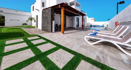 Villa Serenity Playa Blanca By Lanzarote Vacation Homes