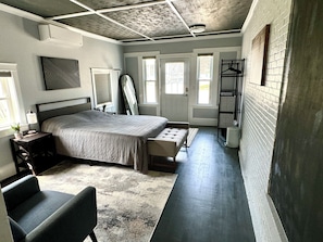 3 Schlafzimmer, Schreibtisch, Bügeleisen/Bügelbrett, kostenloses WLAN