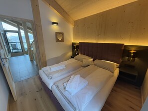 4 dormitorios, wifi gratis, ropa de cama