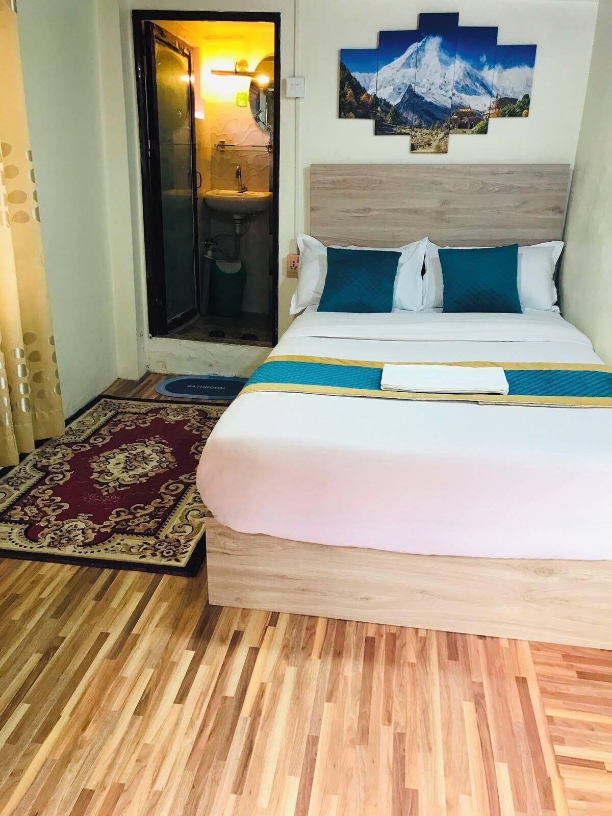 Double Room | Soundproofing, WiFi (free), bed sheets