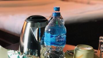 Soundproofing, free WiFi