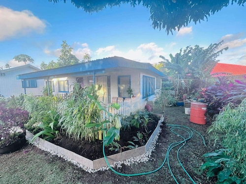 Make yourself at home. 10 minutes drive into town