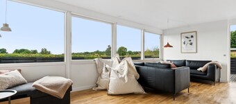 "Simon" - 1km from the sea by Interhome