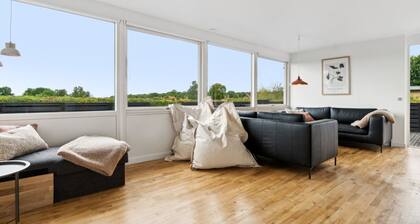 "Simon" - 1km from the sea by Interhome