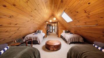 5 habitaciones, tabla de planchar con plancha, wifi y ropa de cama