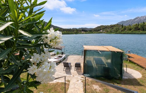 1 bedroom lovely apartment in Ploce