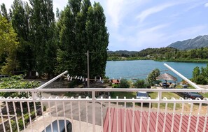 Property grounds - Lovely apartment in Ploce with WiFi (Ploce)