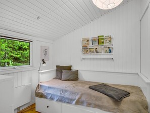 3 bedrooms, Internet