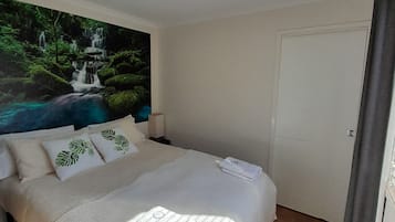 1 bedroom, iron/ironing board, free WiFi, bed sheets