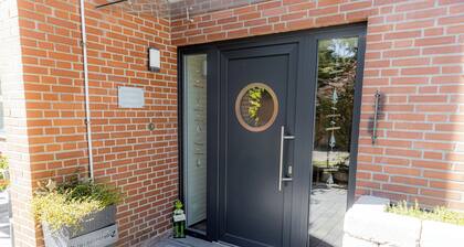 Großzügige "Ferienwohnung am Königsgehege" Plön