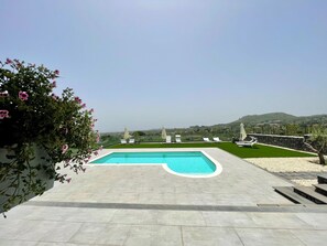Outdoor pool - Maison Divaga - Lavender (Sicilia)