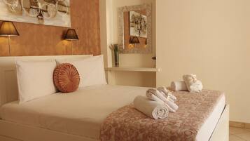 1 chambre, bureau, fer et planche à repasser, Wi-Fi gratuit