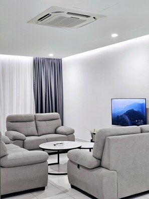 TV - HM Residence (Shah Alam)