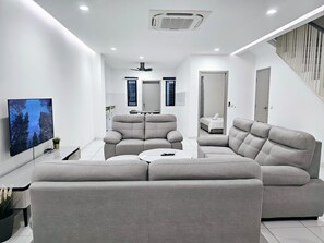 TV - HM Residence (Shah Alam)