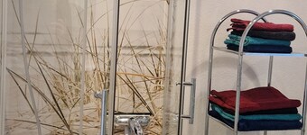 Leben auf dem Ponyhof im Grünen... landschaftlich schön und doch zentral gelegen