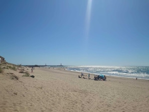 Beach - Quiet, small garden, 5-minute bike ride to beaches, historic center, Hérault river (Agde)