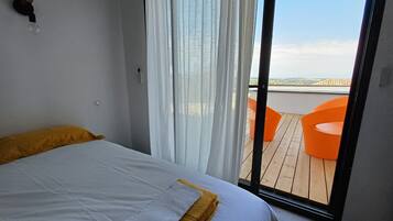 2 slaapkamers, een strijkplank/strijkijzer, wifi, beddengoed