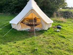 المنطقة المحيطة بالمنشأة