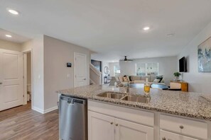 Interior - The Emerald (Savannah)