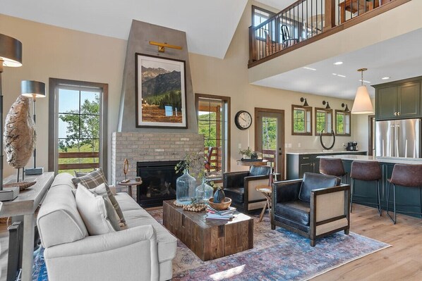 Smart TV, fireplace, books