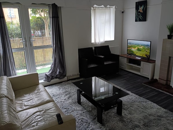 Apartment | Living area