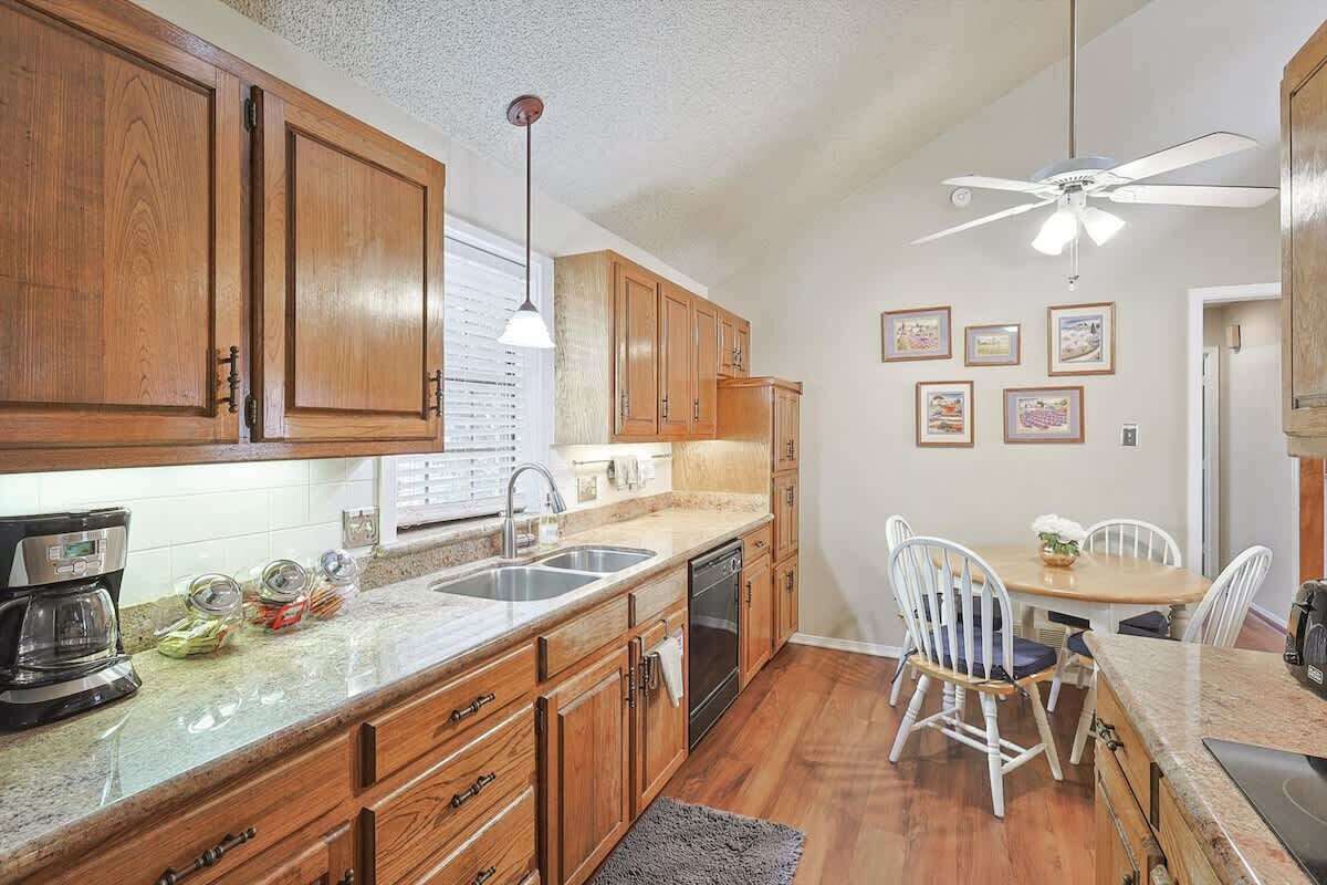 Refrigerador, microondas, horno y lavavajillas 