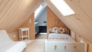 2 makuuhuonetta, silitysrauta/-lauta, Wi-Fi, vuodevaatteet