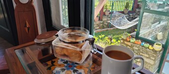 Joie de Vivre- Charming cottage with 6 bedrooms in Mukteshwar