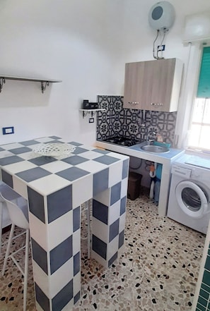 Fridge, stovetop, coffee/tea maker, cookware/dishes/utensils - The house of the islands Sea View ( The House Of The Islands ) (Marausa Lido)