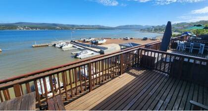 Breede River Lodge: Witsand Waterfront 2-Bedroom Apartment