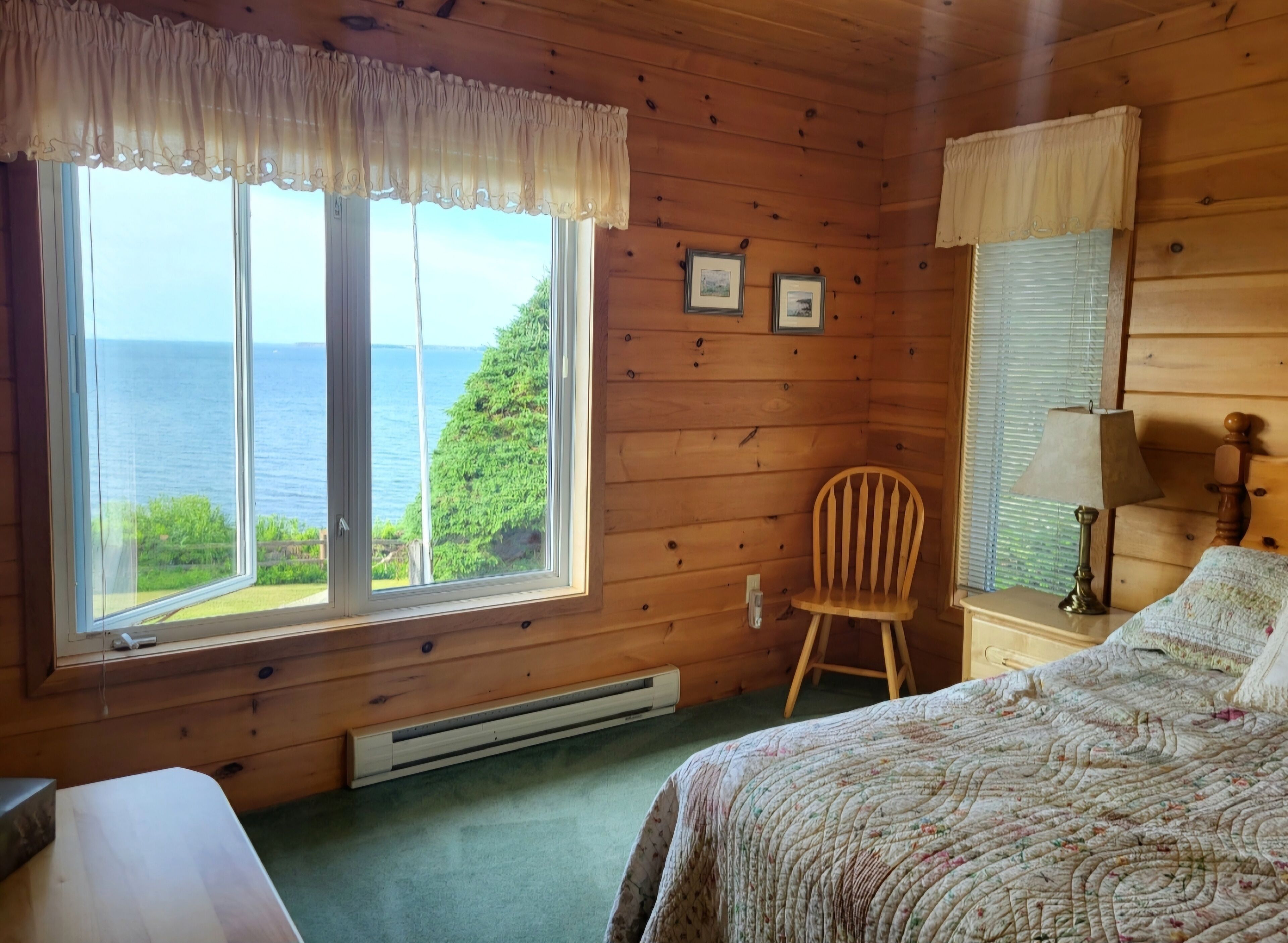 2 chambres, bureau, fer et planche à repasser, Wi-Fi gratuit