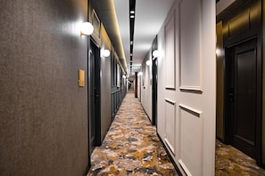 Reception - Black Gallo Residences (Belgrade)