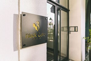 Fachada de la propiedad