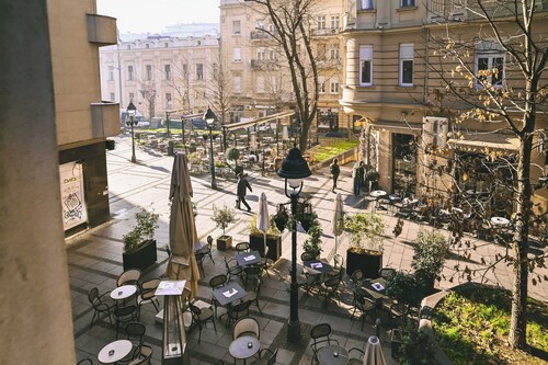 Black Gallo Residences