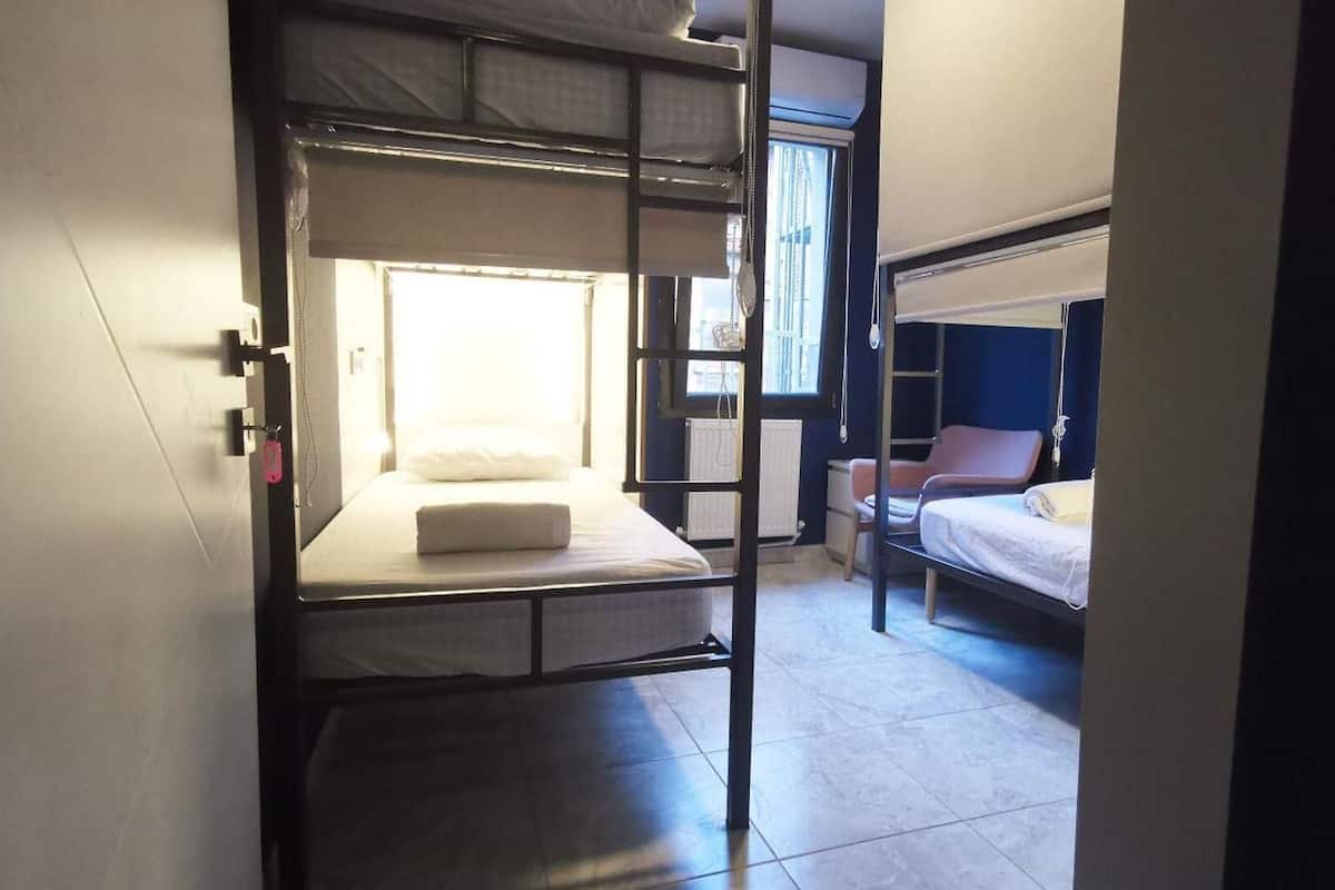 Comfort Shared Dormitory | 1 bedroom, Egyptian cotton sheets, premium bedding, down comforters
